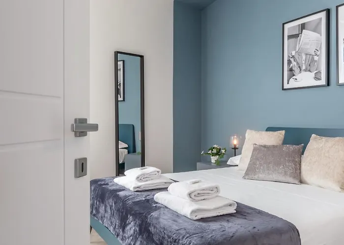 Abbraccio Di * Siena