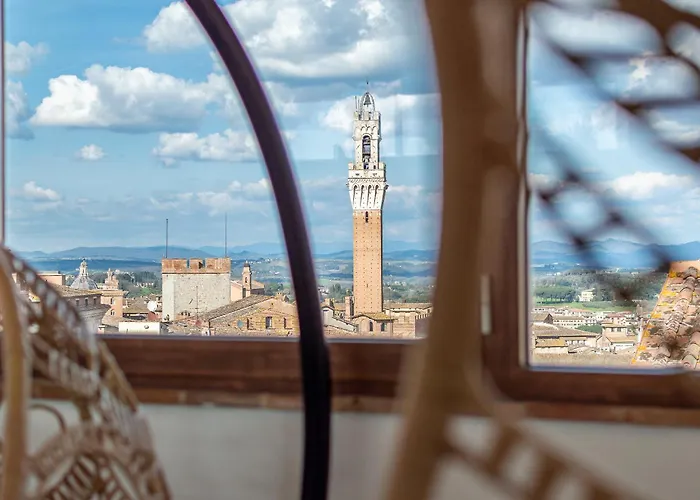 Abbraccio Di * Siena